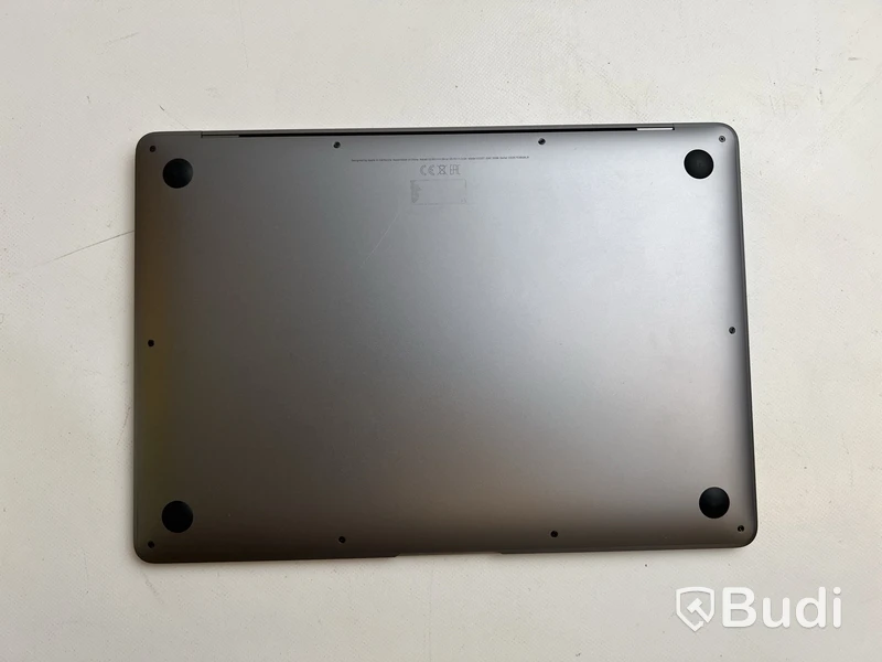 Dator MacBook Air M1 (2020) i originalförpackning inkl. Satechi USB Hub.