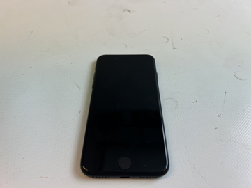 Mobil Apple iPhone SE 64GB.