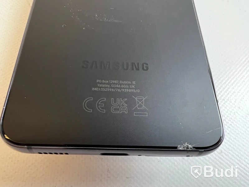 Mobil Samsung Galaxy S22 256GB. Obs! Repad skärm.