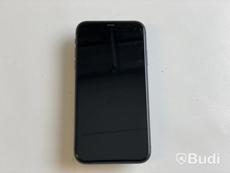Mobil Apple iPhone 11 64GB. OBS! Repad skärm.