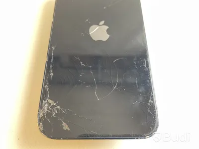 Mobil Apple iPhone 12 64GB. OBS! Sprucken/repad skärm.