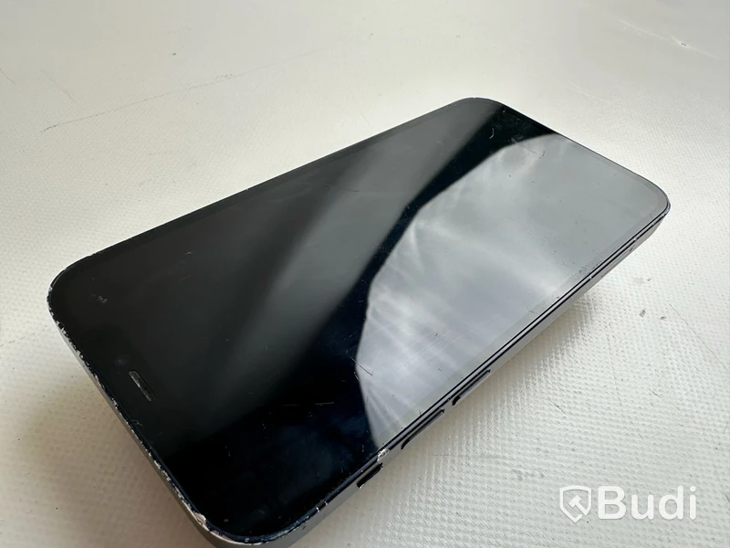 Mobil Apple iPhone 12 64GB. OBS! Repad skärm.