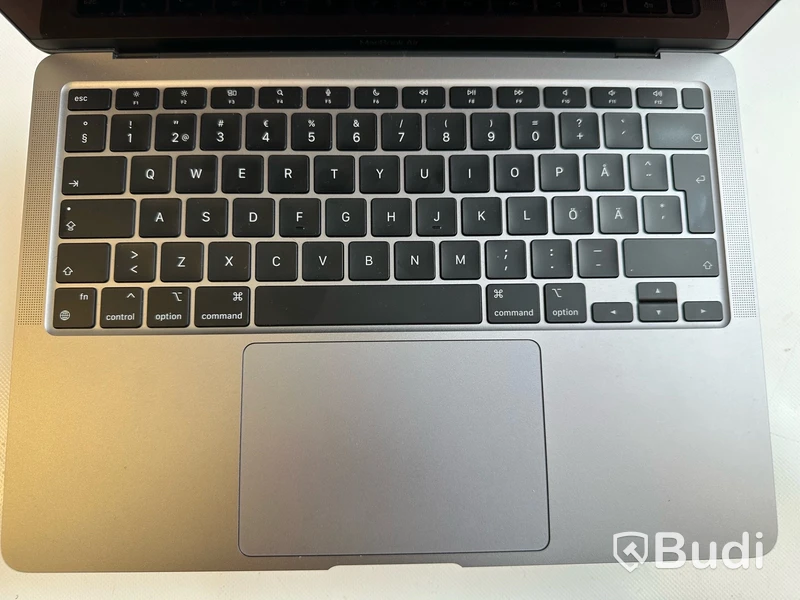 Dator Apple MacBook M1 (2020).