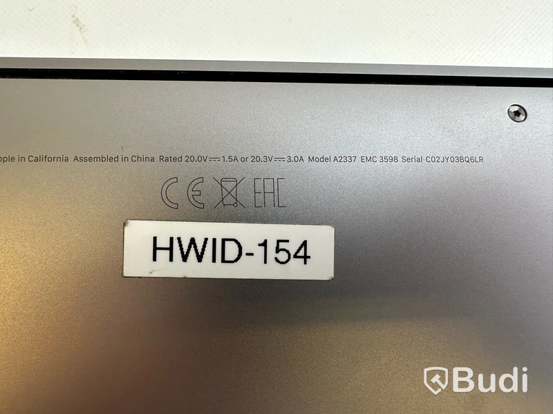 Dator Apple MacBook M1 (2020).