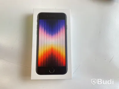 Mobil iPhone SE 3rd gen 64GB. Med originalförpackning.