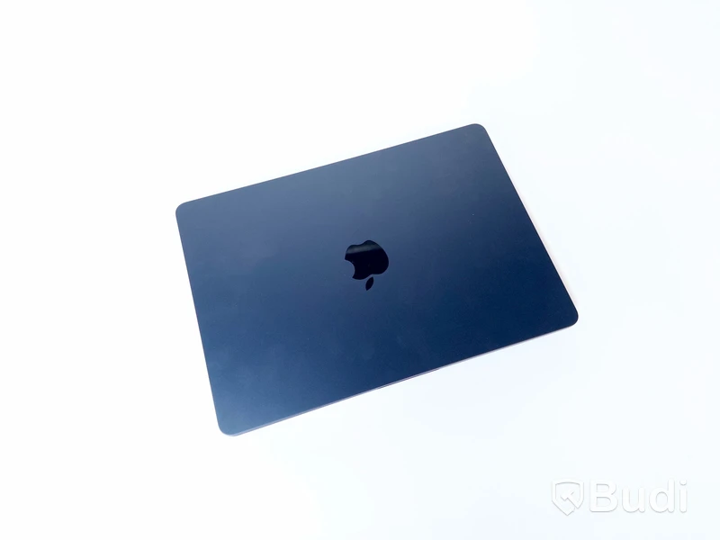 MacBook Air M2 (2022)
