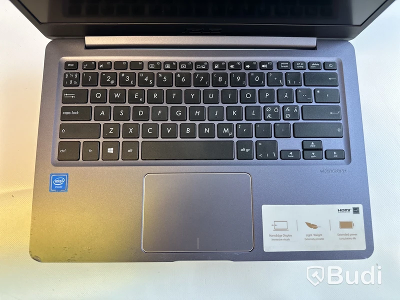 Dator Asus E406M. OBS! Inget OS.