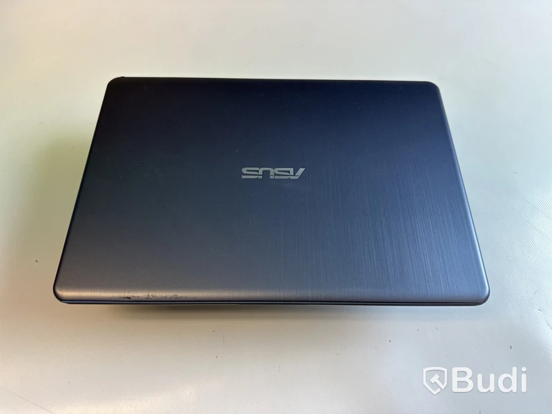 Dator Asus E406M. OBS! Inget OS.