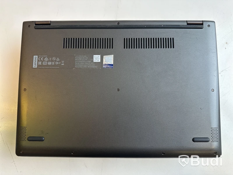 Dator Lenovo Yoga 14tum. OBS! Laddare medföljer ej.