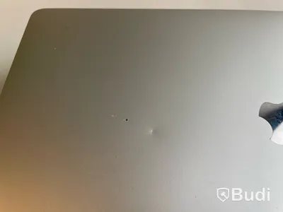 Dator Apple MacBook Pro 15tum (2017). OBS! Repad skärm.