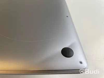 Dator Apple MacBook Air M1 (2020). OBS! Sprucken skärm.
