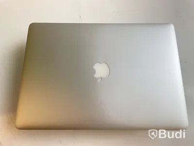 Dator Apple MacBook Pro 15tum (2015). OBS! Defekt skärm.