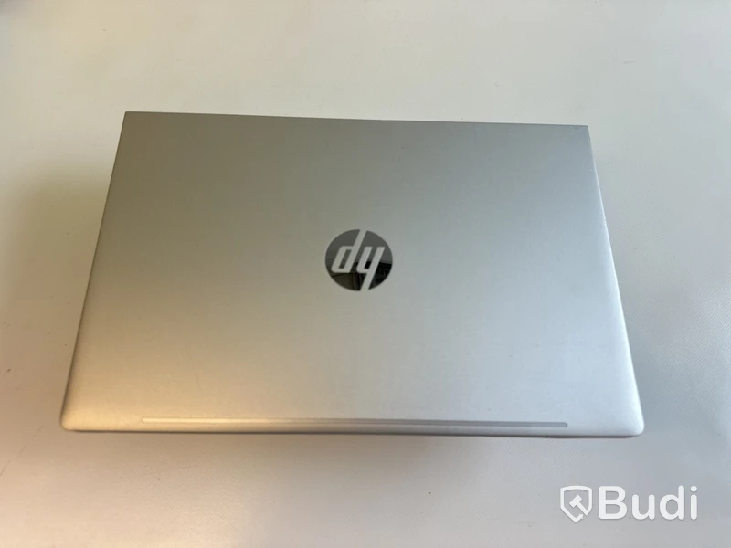 Dator HP ProBook 440 14tum G9. OBS! Inget OS och defekt chassi.
