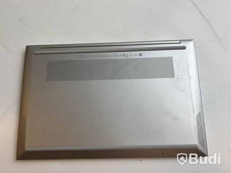 Dator HP Pavilion 15 inkl. laddare.