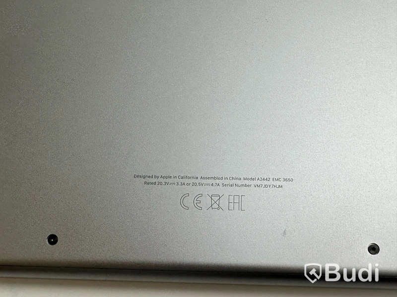 Dator Apple MacBook Pro M1 14 tum (2021) inkl. laddare.