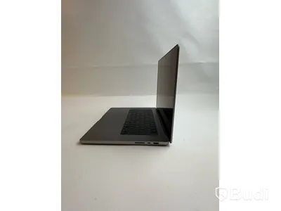 Dator Apple MacBook Pro M1 16 tum (2021) inkl. laddare OBS! Skadad skärm