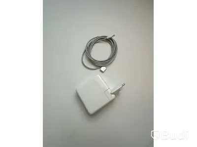 Dator Apple MacBook Pro M1 16 tum (2021) inkl. laddare OBS! Skadad skärm