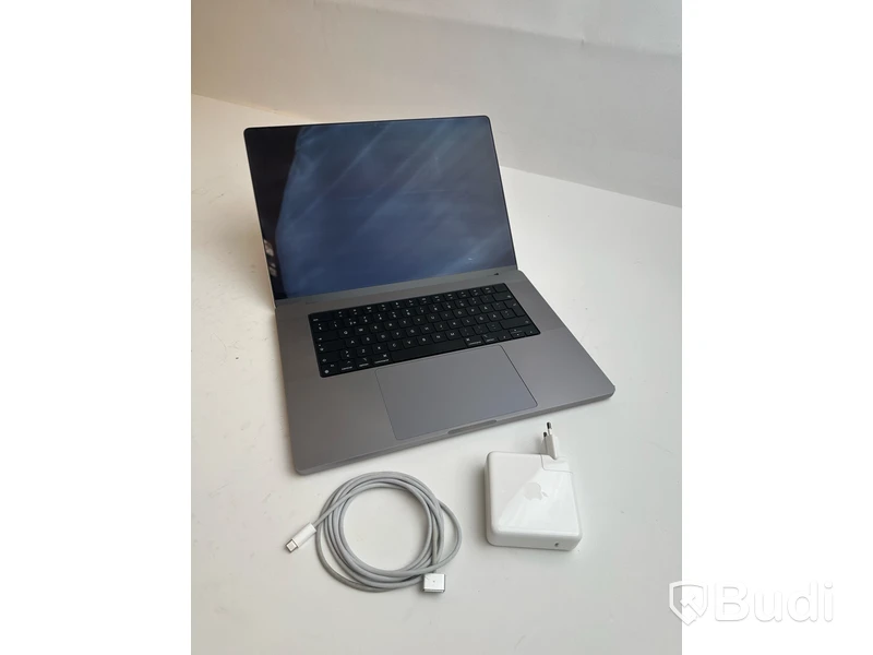 Dator Apple MacBook Pro M1 16 tum (2021) inkl. laddare OBS! Skadad skärm
