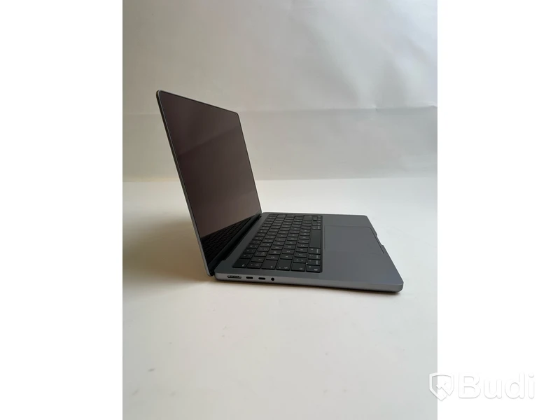 Dator Apple MacBook Pro M1 14 tum (2021) inkl. laddare.