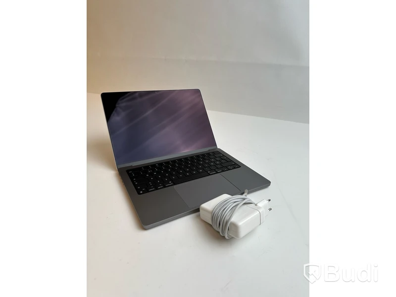 Dator Apple MacBook Pro M1 14 tum (2021) inkl. laddare.