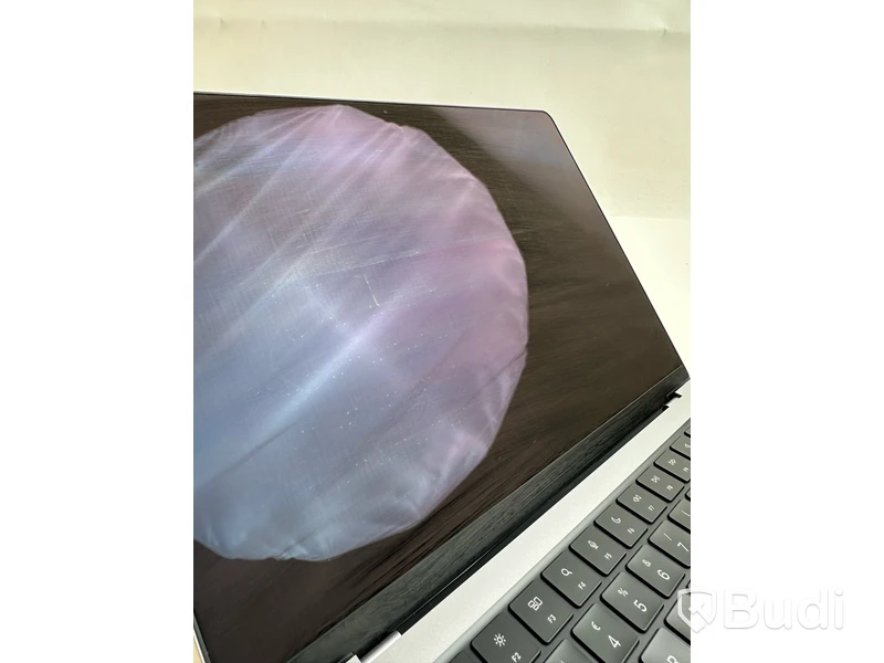 Dator Apple MacBook Pro M1 14 tum (2021) inkl. laddare. OBS! Repor på skärmen