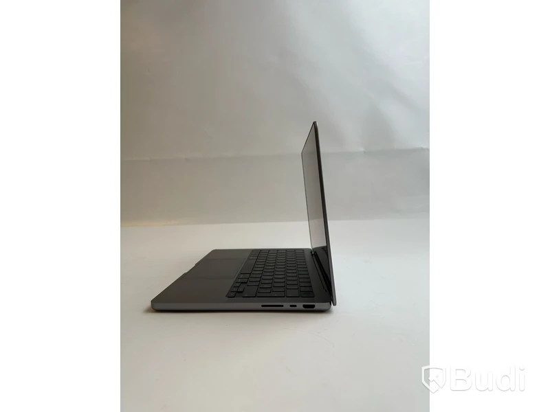 Dator Apple MacBook Pro M1 14 tum (2021) inkl. laddare. OBS! Repor på skärmen