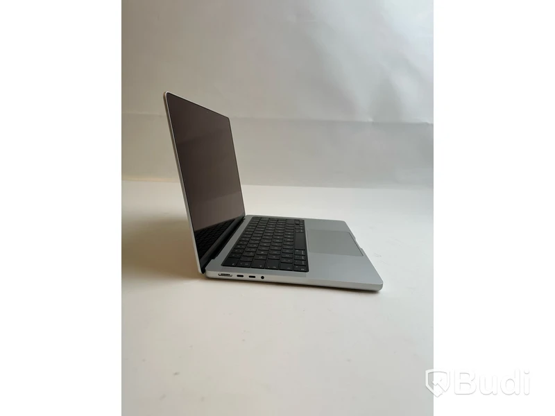 Dator Apple MacBook Pro M1 14 tum (2021) inkl. laddare.