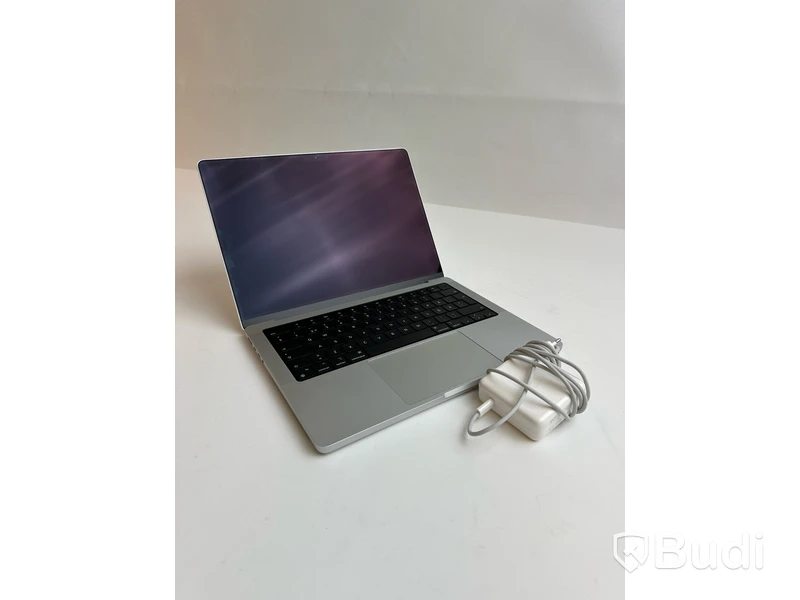 Dator Apple MacBook Pro M1 14 tum (2021) inkl. laddare.
