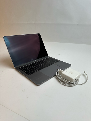 Dator Apple MacBook Pro 13 tum (2017) inkl. laddare 