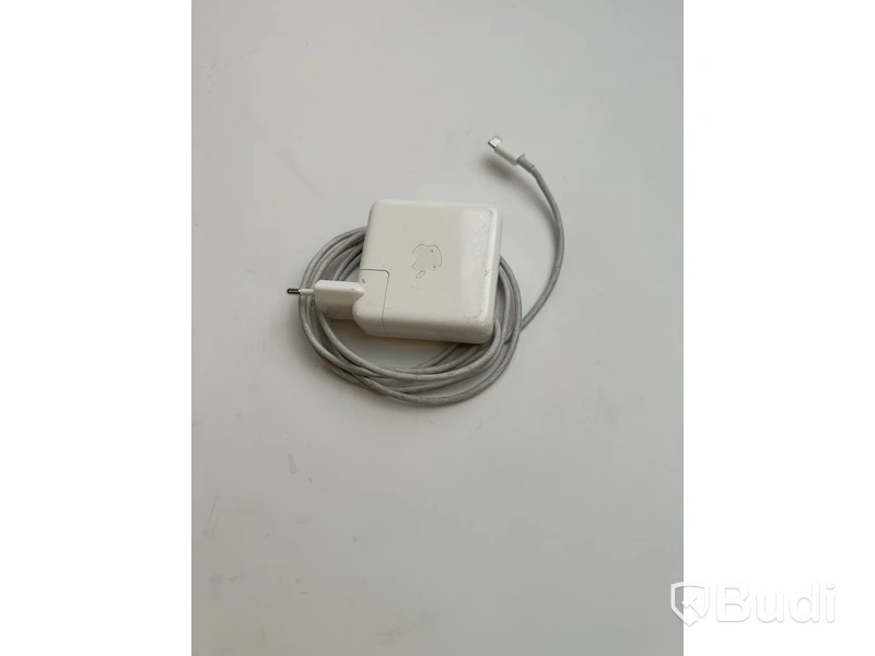 Dator Apple MacBook Pro 13 tum (2017) inkl. laddare