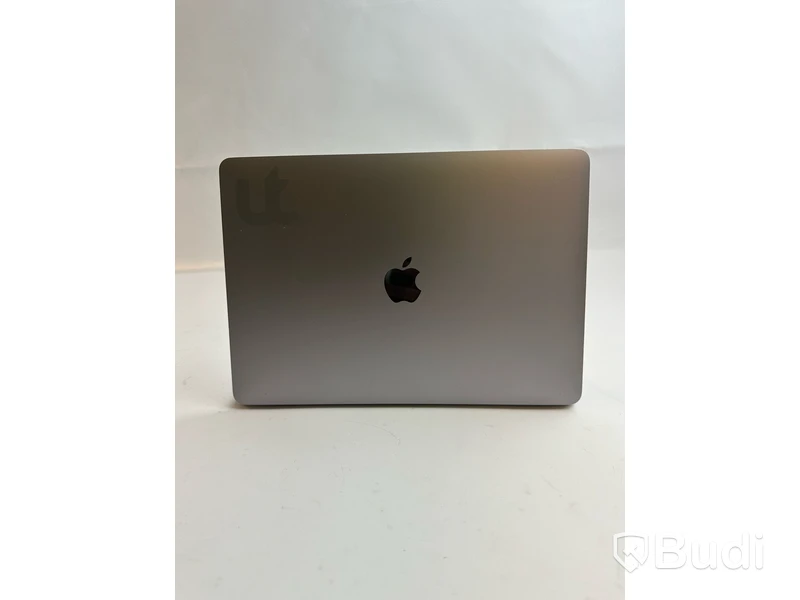 Dator Apple MacBook Pro 13 tum (2017) inkl. laddare.