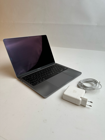 Dator Apple MacBook Pro 13 tum (2020) inkl. laddare 