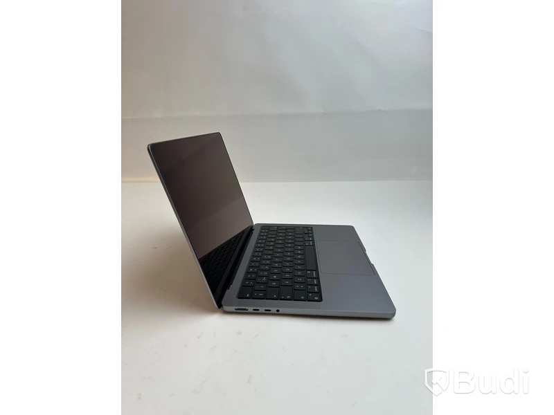 Dator Apple MacBook Pro M1 14 tum (2021) inkl. laddare.