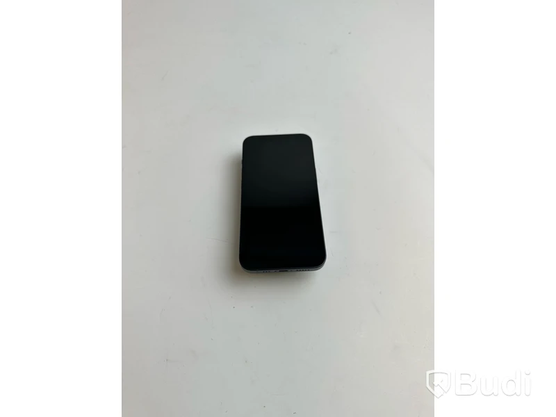 Mobil Apple iPhone 13 128GB.