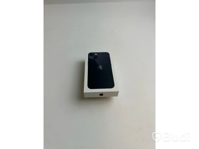 Mobil Apple iPhone 13 128GB.