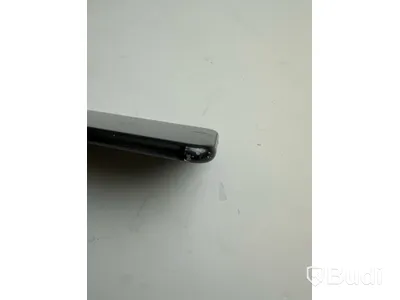 Mobil Apple iPhone 7 128GB. OBS! Repor på skärmen.