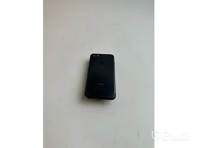 Mobil Apple iPhone 7 128GB. OBS! Repor på skärmen.