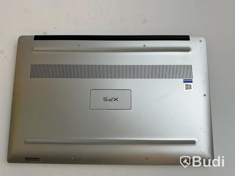 Dator Dell XPS 15 7590 inkl. laddare. OBS! Inget OS.