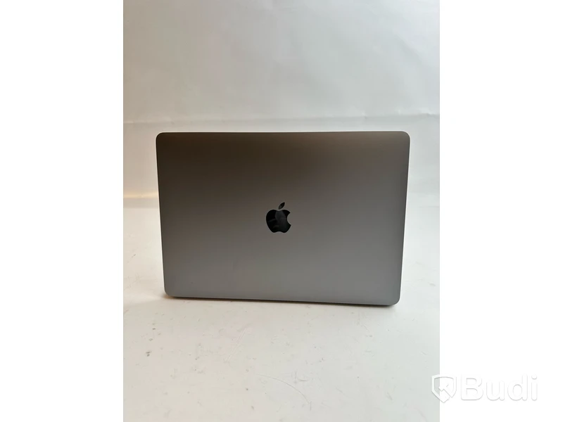 Dator Apple MacBook Pro 13 tum (2019) inkl. laddare.