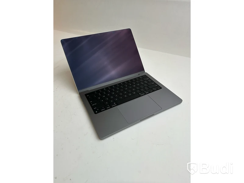 Dator Apple MacBook Pro 14 tum (2021) inkl. laddare.