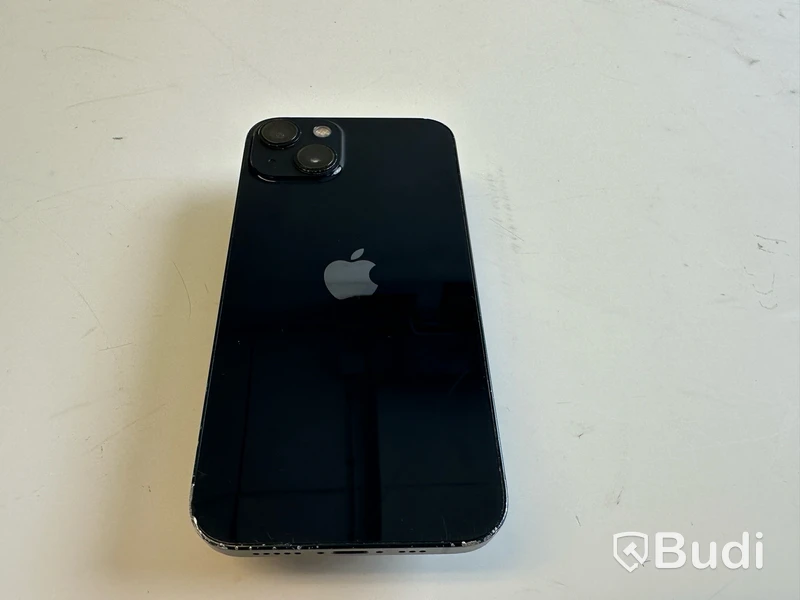 Mobil Apple iPhone 13 128GB. OBS! Skrapad skärm.
