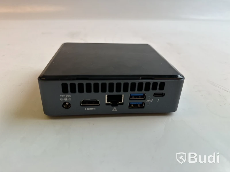 Dator Intel NUC-NUC8BEK. OBS! Inget OS.