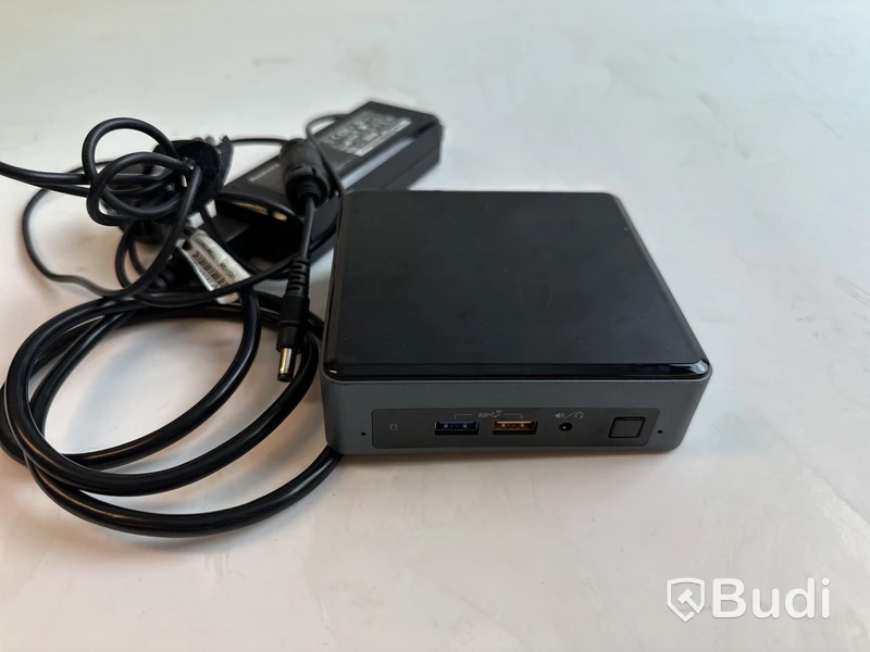 Dator Intel NUC-NUC8BEK. OBS! Inget OS.
