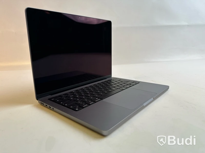 Dator Apple MacBook Pro 14 tum (2021) inkl. laddare.