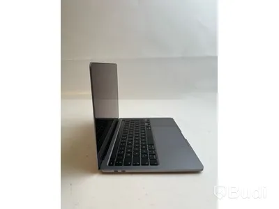 Dator Apple MacBook Pro 13 tum (2020) inkl. laddare.