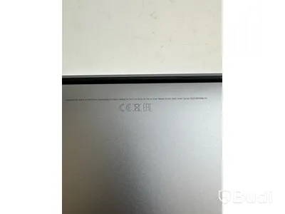 Dator Apple MacBook Pro 13 tum (2020) inkl. laddare.