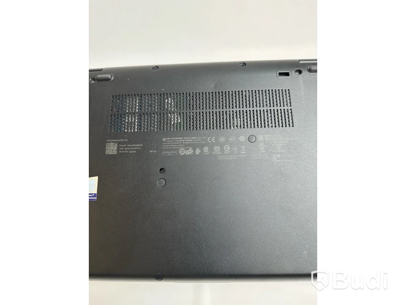Dator HP EliteBook 820 G3. OBS! Låst BIOS och repor på chassit.