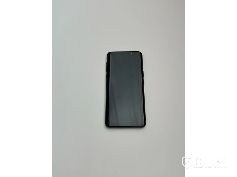 Mobil Samsung Galaxy S9 inkl. laddare.