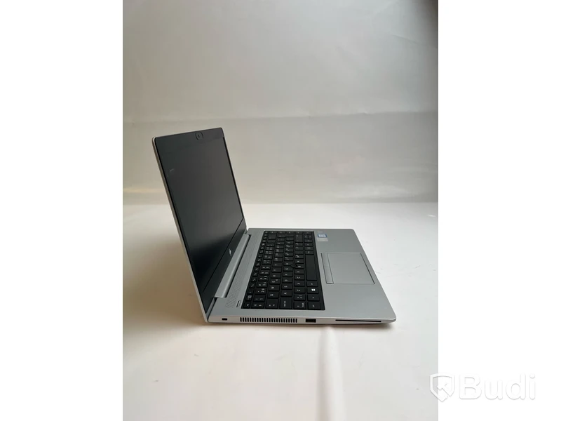 Dator HP EliteBook 840 G5. OBS! Inget OS och defekt skärm.
