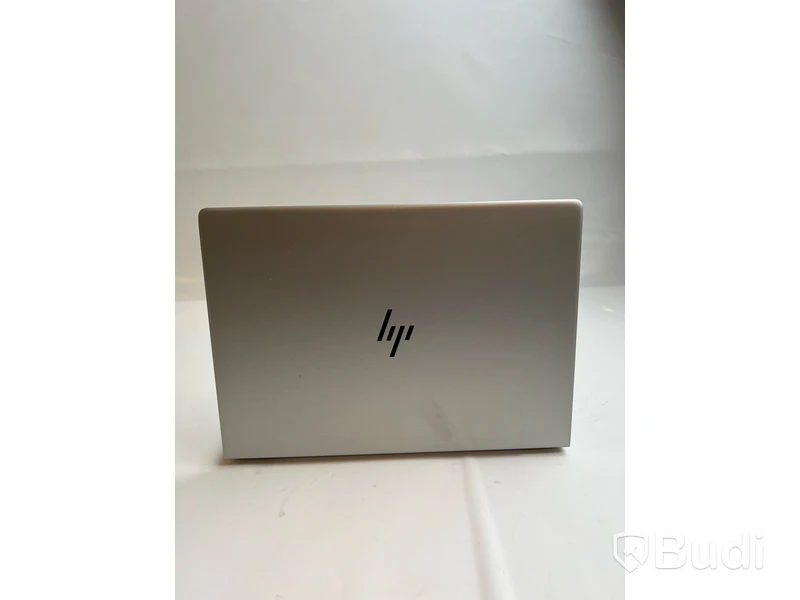 Dator HP EliteBook 840 G5. OBS! Inget OS och defekt skärm.